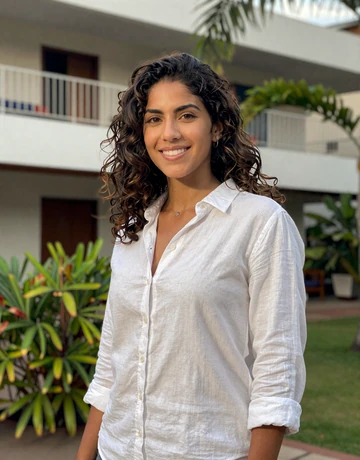Maëva, 30, mixed-heritage French Guianese professional woman from Kourou seeking relationship
