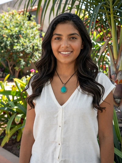 Carla, 28, a Bolivian single woman from Santa Cruz interested in dating American men